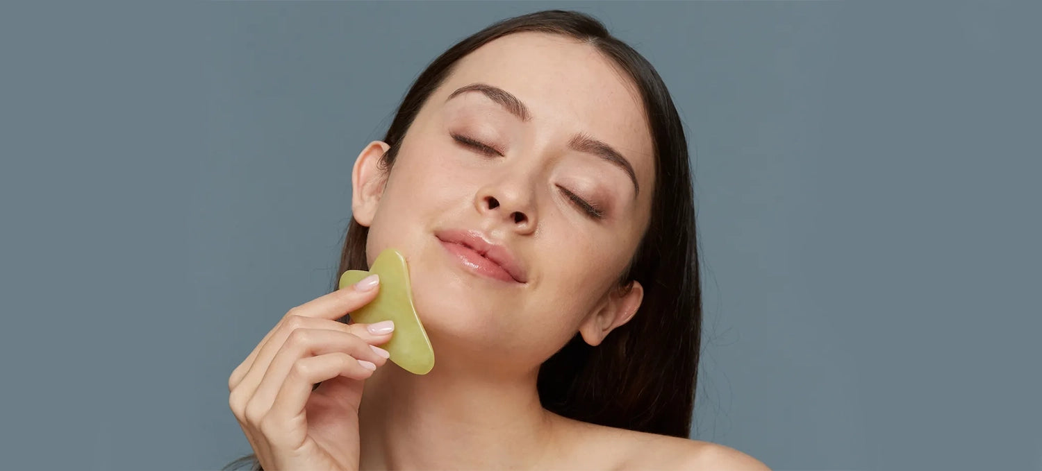 How to Gua Sha Your Face with Argan Oil?